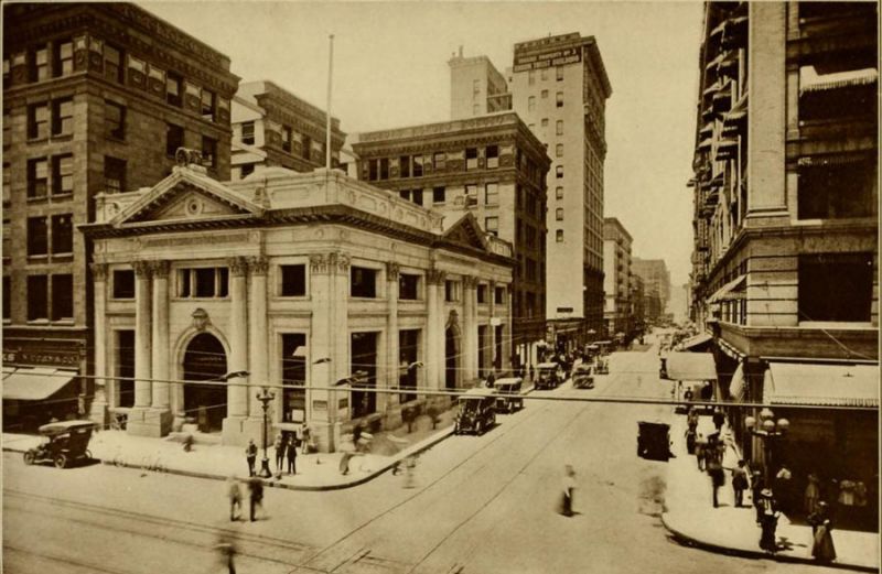 Fourth Street, Looking West.