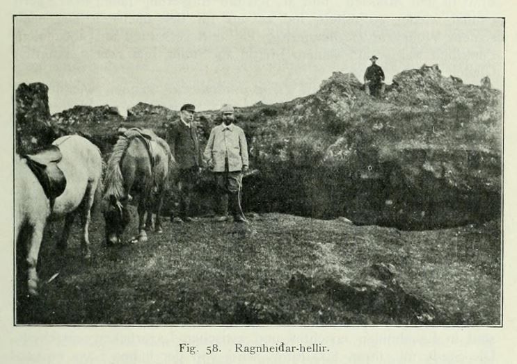 Island 058 Ragnheidar-hellir