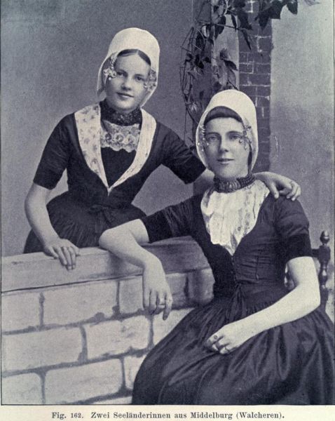 162. Zwei Seeländerinnen aus Middelburg (Walcheren)