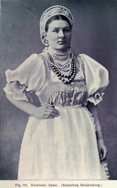 192. Russische Amme im Sarafan