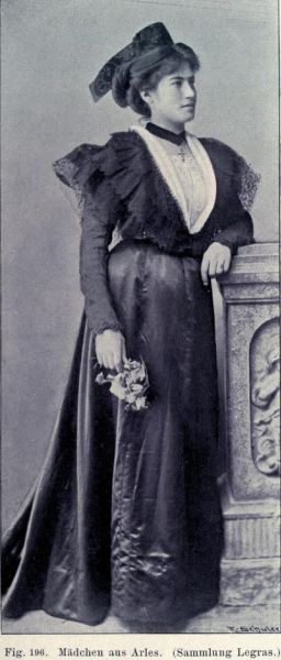 196. Mädchen aus Arles