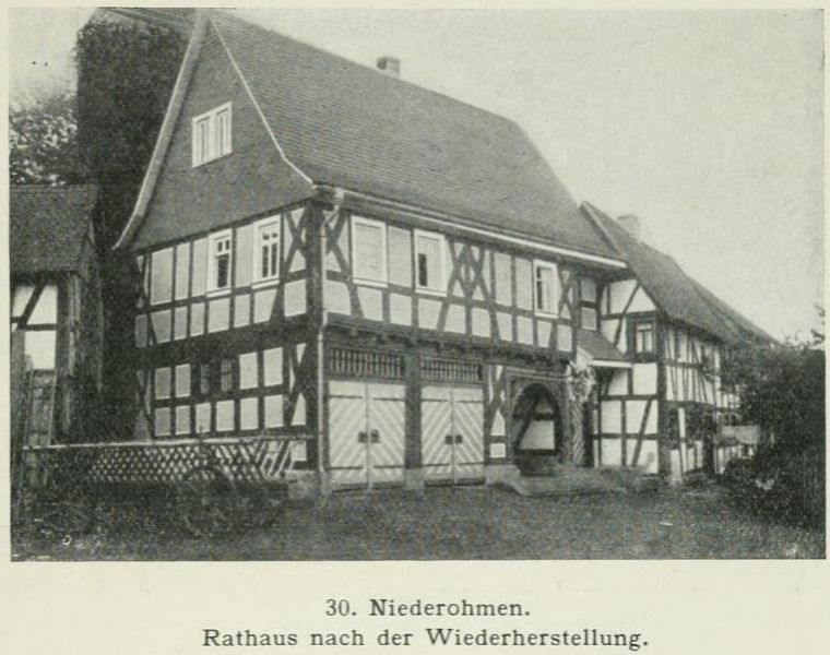 30. Niederohmen. Rathaus nach der Wiederherstellung.