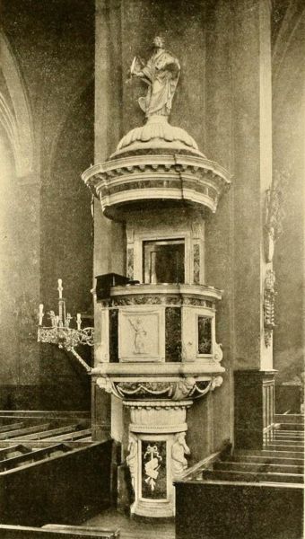 Die Kanzel der St. Petrikirche in Riga