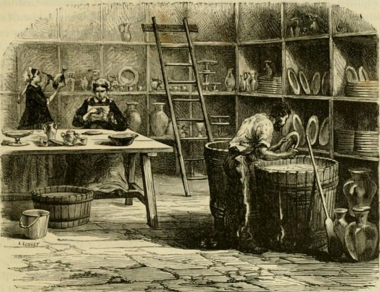Tellerlager in der Meissner Porzellanfabrik