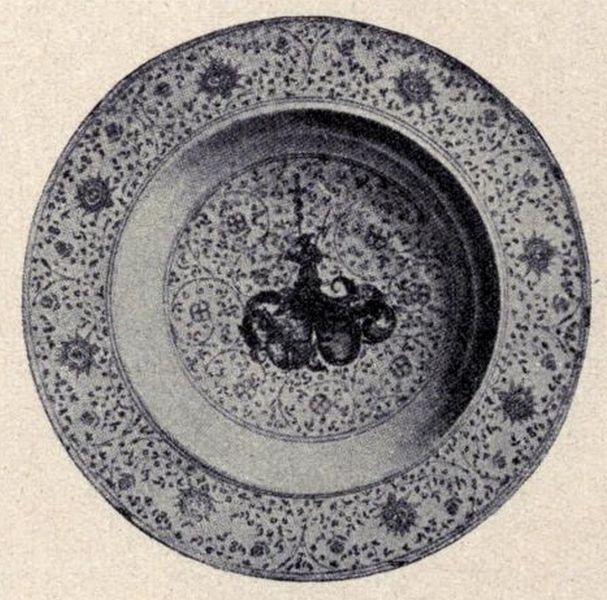 Abb. 4 Venetianer Fayenceteller 