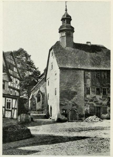 T14. Schlitz