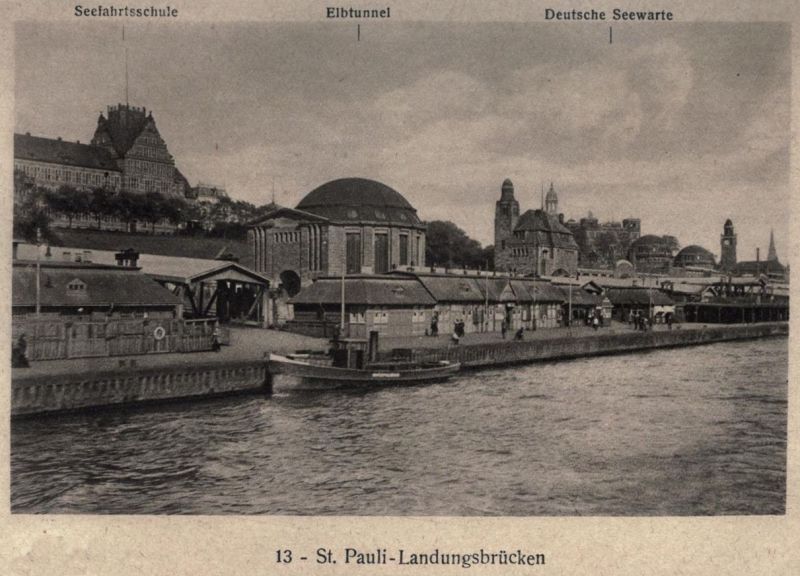 Hamburg 013 St. Pauli-Landungsbrücken
