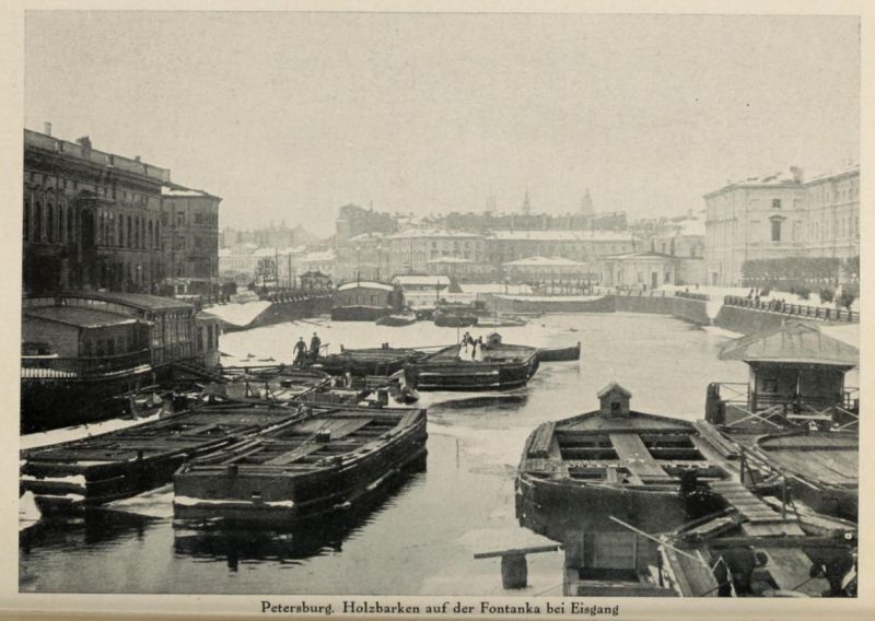 Russland 006. Petersburg, Holzbarken auf der Fontanka bei Eisgang