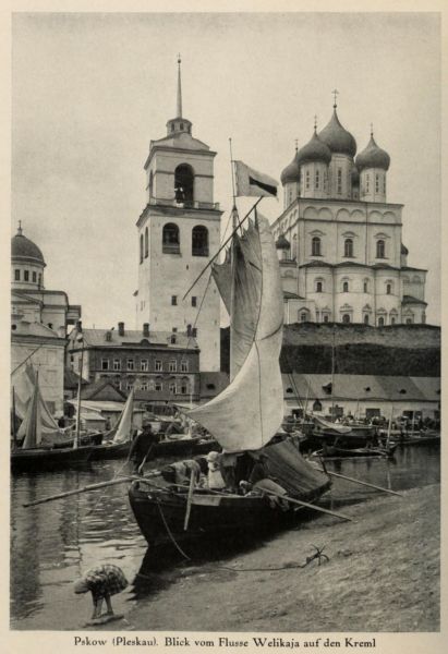 Russland 028. Pskow (Pleskau), Blick vom Flusse Welikaja auf dem Kreml