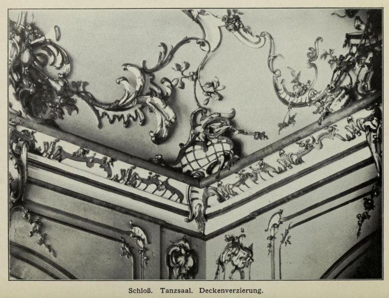 Wilhelmstal 045. Schloss, Tanzsaal, Deckenverzierung