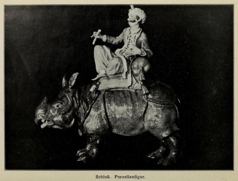 Wilhelmstal 068. Schloss, Porzellanfigur