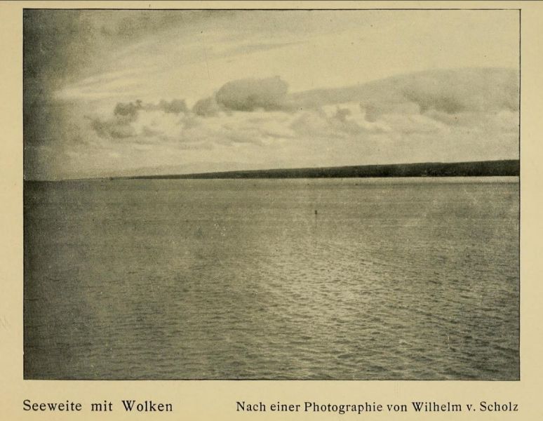 Bodensee Seeweite mit Wolken