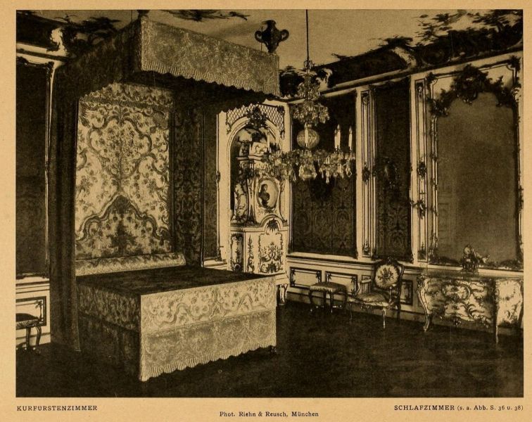 035 Kurfürstenzimmer. Schlafzimmer