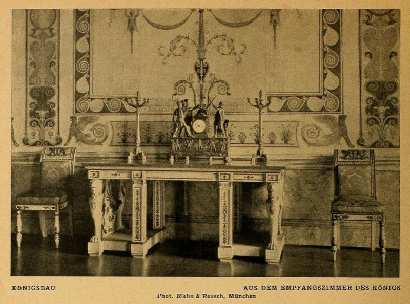 058 Königsbau. Aus dem Empfangszimmer des Königs