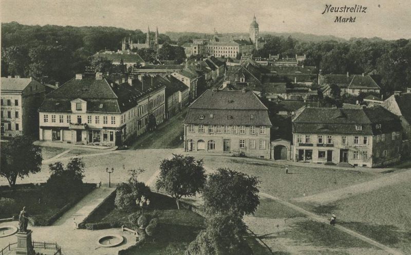 Neustrelitz, Markt