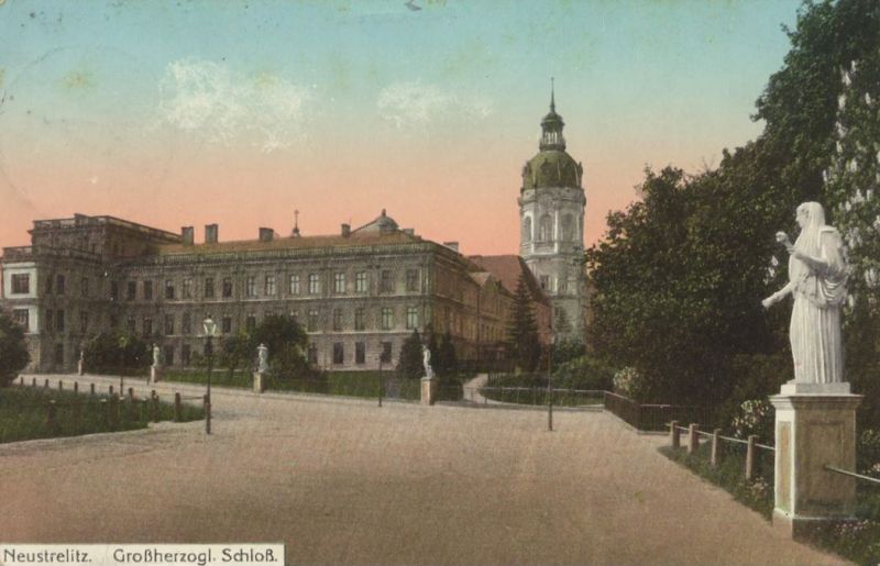 Neustrelitz, Schloss 2
