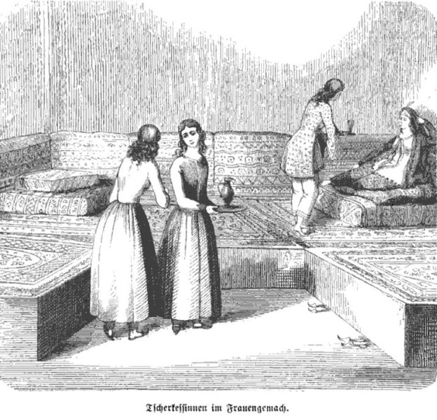 013 Tscherkessinnen im Frauengemach