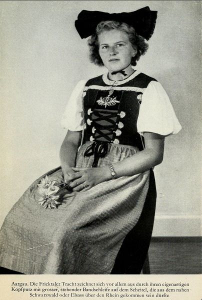 003 Fricktaler Tracht