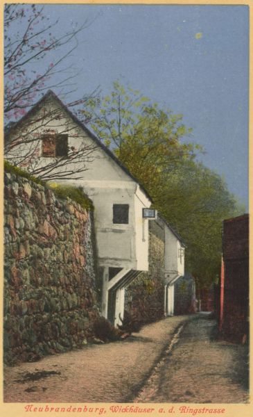 Neubrandenburg, Wickhäuser a. d. Ringstraße