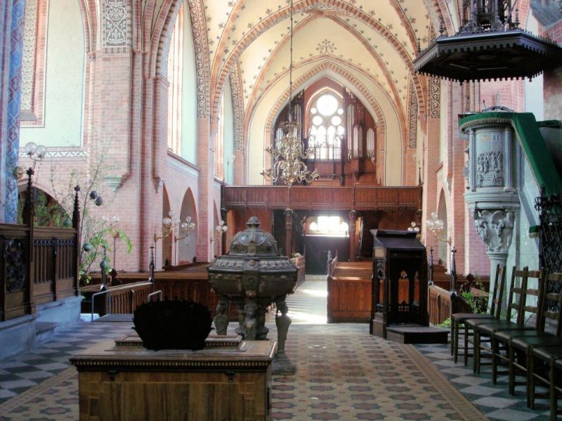 Güstrow, Dom, Langschiff von Chor aus