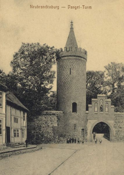 Neubrandenburg, Dangel-Turm