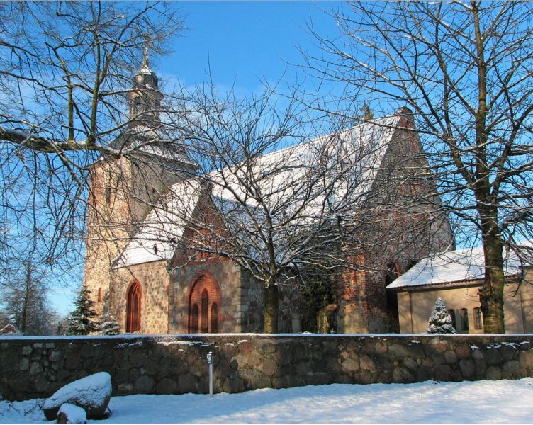 Schlemmin, Felsensteinkirche