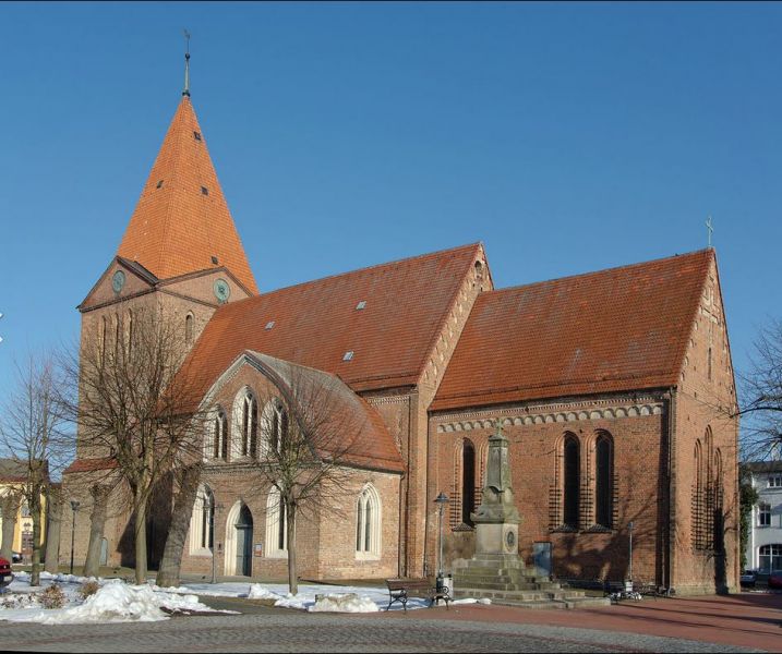 Schwaan, St. Paulus