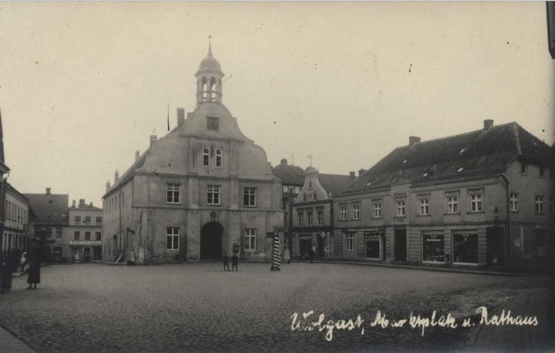 Wolgast, Marktplatz mit Rathaus