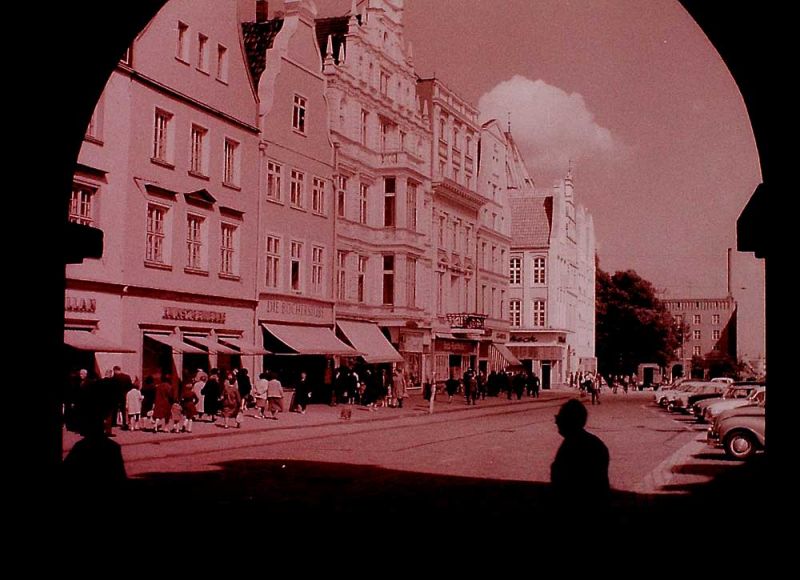 Rostock, Neuer Markt mit Ladenzeile 1967