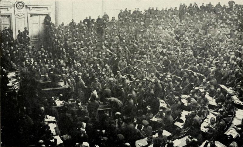 Abgeordnete der Soldatenräte auf dem ersten Sowjetkongress in Moskau, 16. Juni 1917 