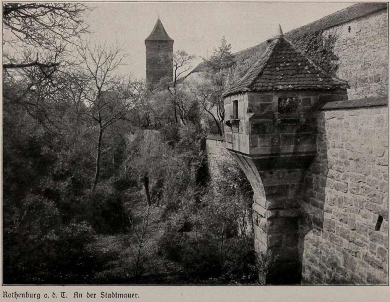 022 Rothenburg o. d. T. An der Stadtmauer.