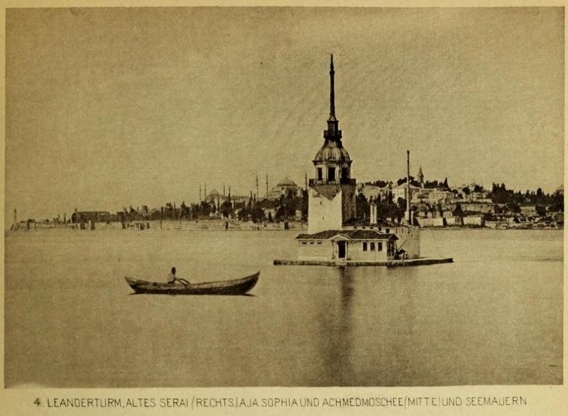 004. Leanderturm, Altes Serai (rechts), Aja Sophia und Achmedmoschee (Mitte) und Seemauern