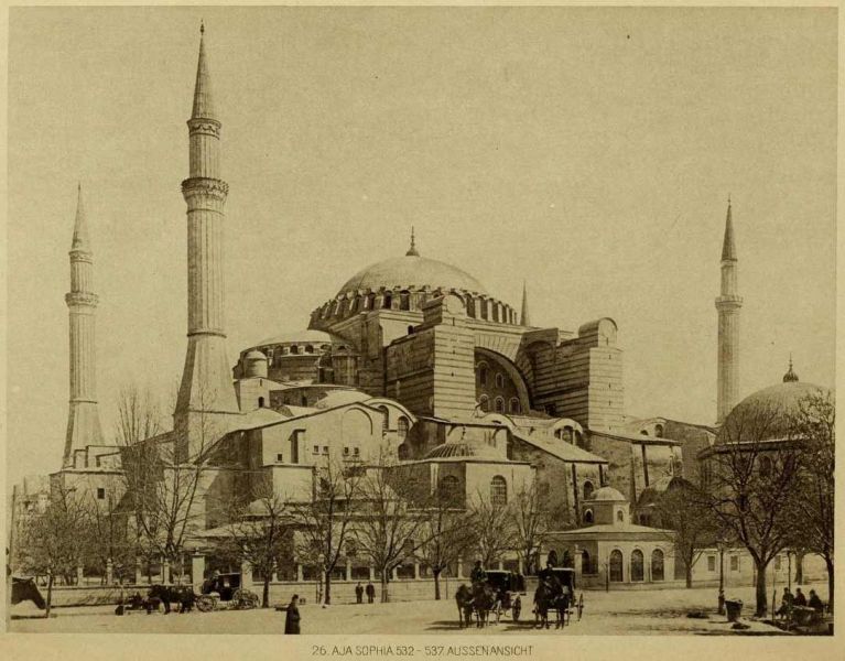 026. Aja Sophia 532-537 Außenansicht
