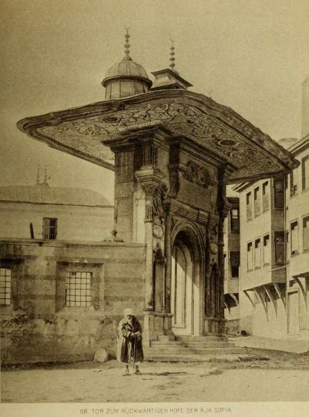 068. Tor zum rückwärtigen Hof der Aja Sofia