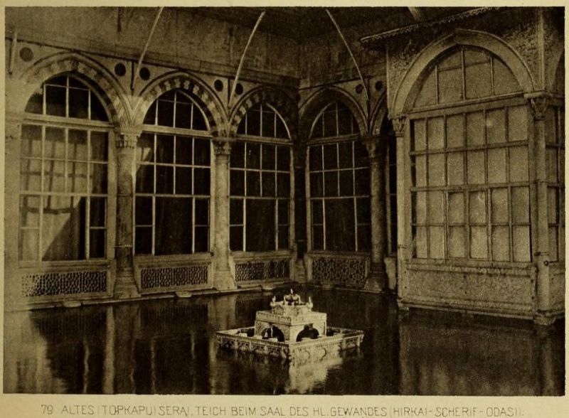 079. Altes (Topkapu) Serai, Teich beim Saal des hl. Gewandes (Hirkai-Scherif-Odasi)