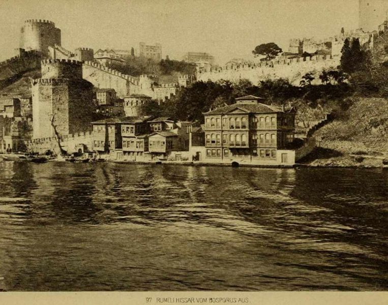 097. Rumeli Hissar vom Bosporus aus