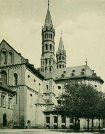 006. Würzburg: Die Osttürme des Domes St. Kilian