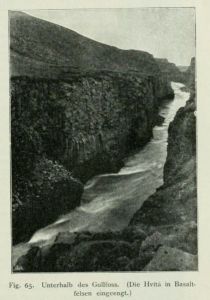 Island 065 Unterhalb des Gullfoss. (Die Hvitá in Basaltfelsen eingeengt.)