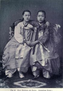 096. Zwei Mädchen aus Korea