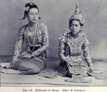 122. Hoftracht in Birma