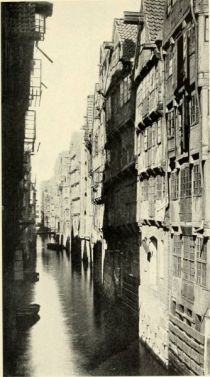 04. The Steekelhorn, one of Hamburg’s ancient canals