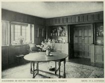 Abb. 30 Esszimmer im Hause Orchards bei Godalming, Surrey. Arch.: E. L. Lutyens