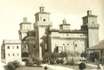 002. Das Kastell zu Ferrara. Erbaut im 14. Jahrhundert