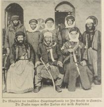 Syrien, Die Mitglieder der drussischen Häüptlingsfamilie der Ibn Utrasch in Suwejda. Die Drusen tragen weißen Turban oder weiße Kopftücher
