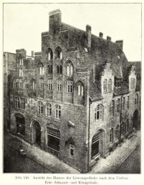 Lübeck, Ansicht des Hauses der Löwenapotheke nach dem Umbau. Ecke Johannis- und Königstraße