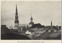 000 Blick auf St. Peter und die reformierte Kirche in Riga