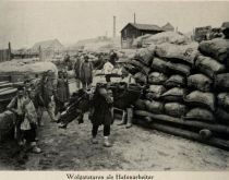 Russland 064. Wolgatataren als Hafenarbeiter