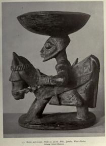 033. Reiter mit Schale, Höhe ca. 30 cm, Holz, Joruba, West-Afrika, Leipzig, Grassi-Museum