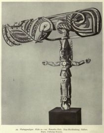 044. Malagganfigur, Höhe ca. 1 m, Bemaltes Holz, Neu-Mecklenburg, Südsee, Hagen, Folkwang-Museum