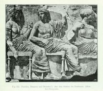 151. Poseidon, Dionysos und Demeter. Aus dem Ostfries des Parthenon. Athen